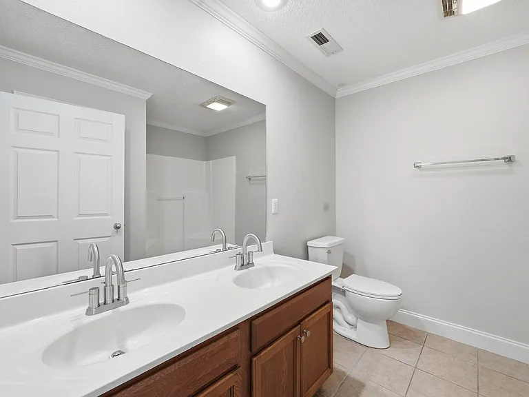 Suncrest Village — Photo 20