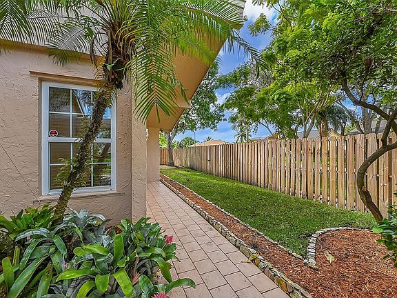 3rd image of 9391 NW 33rd Place