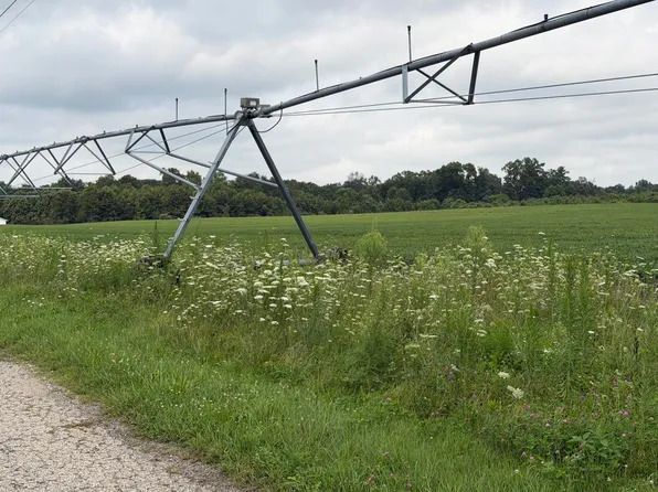 7400 County Line Rd, Grovertown, IN 46531