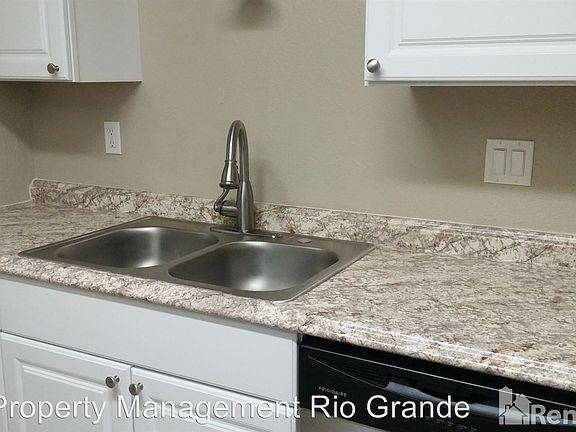 3rd image of 3825 Montgomery Blvd NE APT 102