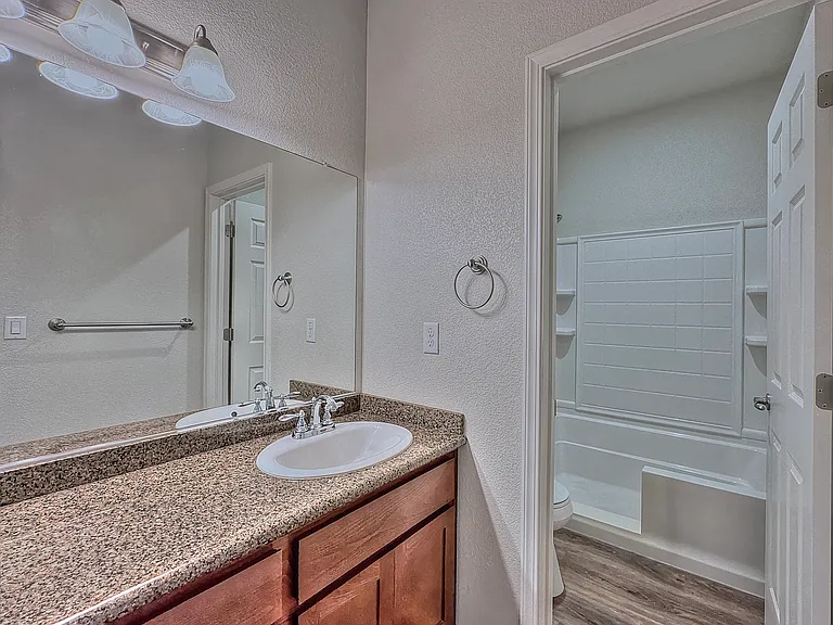 5643 Gold River Way — Photo 11