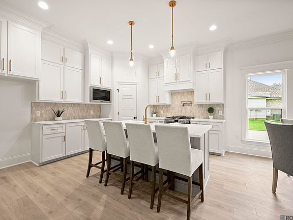 5th image of 7210 Riverbank Dr