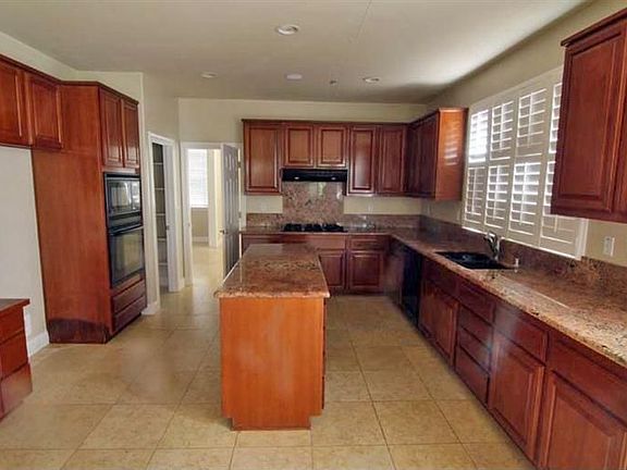 5th image of 209 Konkle Ct