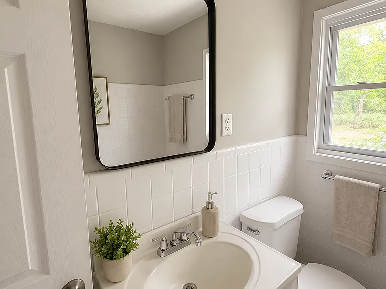 24 Carmichael St — Photo 10