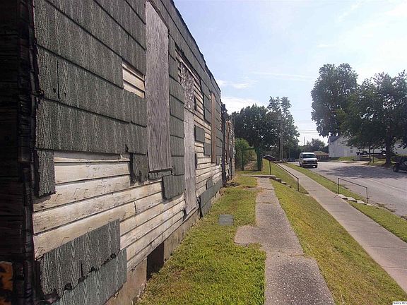 3rd image of 741 S 14th St