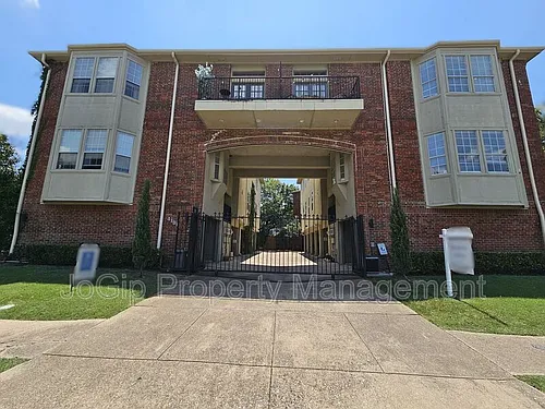 4106 Newton Ave #102 Photo 1