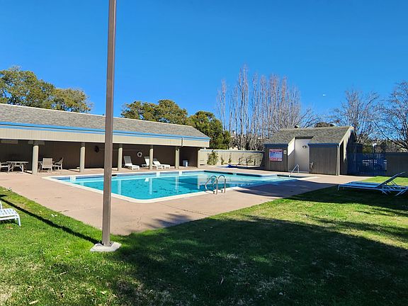 2nd image of 780 Sea Spray Ln APT 209