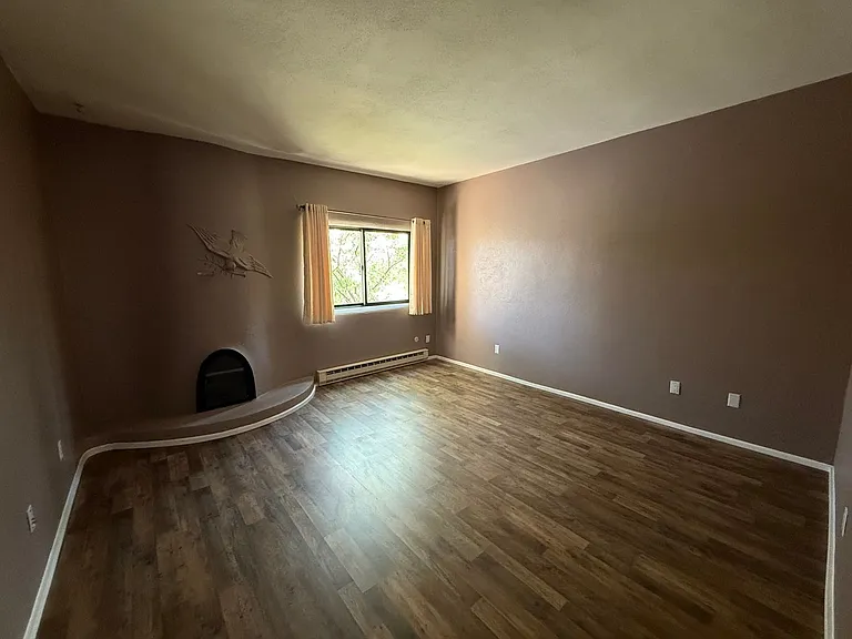 814 SE Cir NW — Photo 14