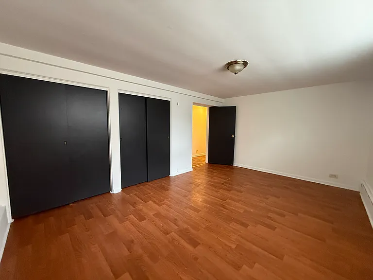 116 N Cass Ave #G — Photo 6