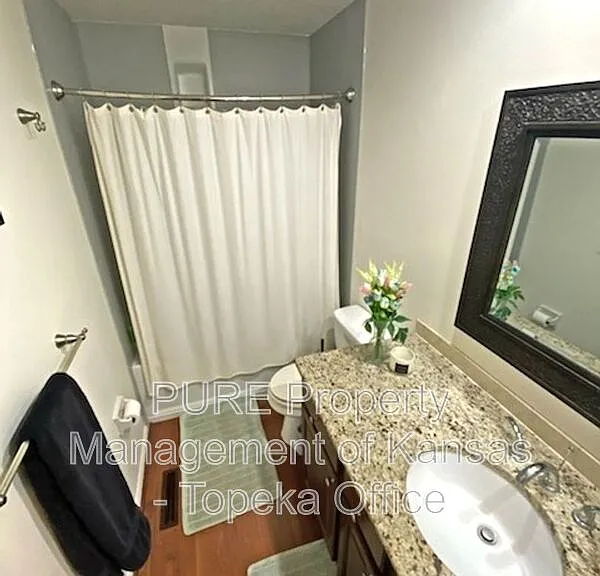 10903 Gillette St — Photo 12