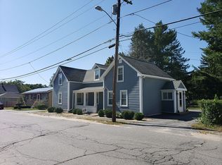 205 Woodlawn St, Clinton, MA 01510