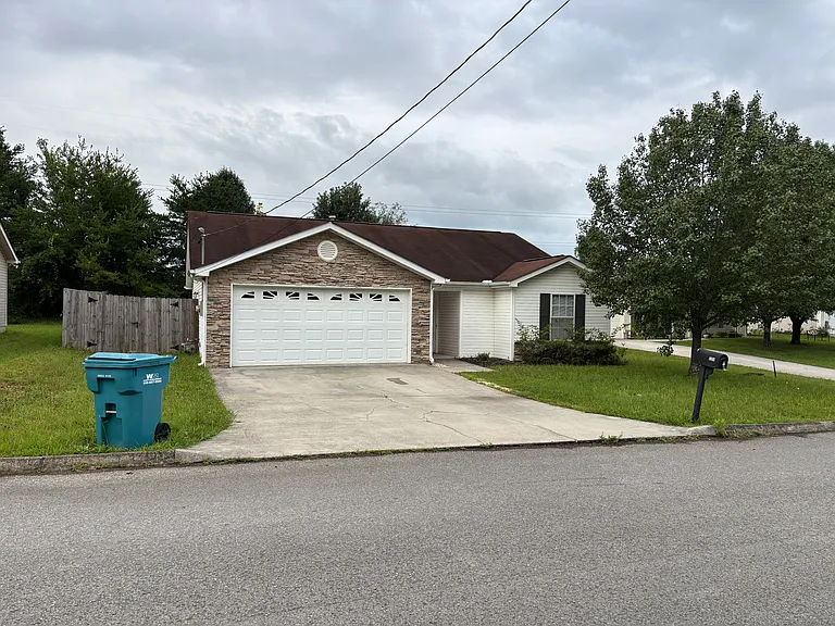 6359 Gary Moore Ln — Photo 1