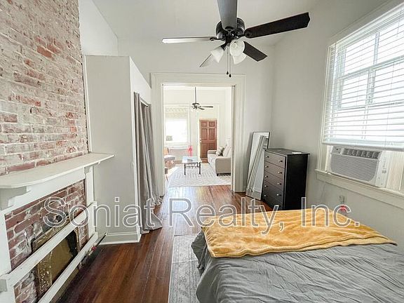 4th image of 2722 Amelia St