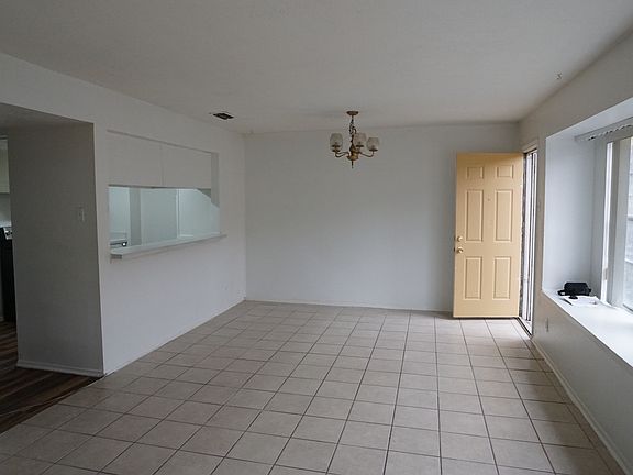 3rd image of 24 E Mountain Creek Ct #23