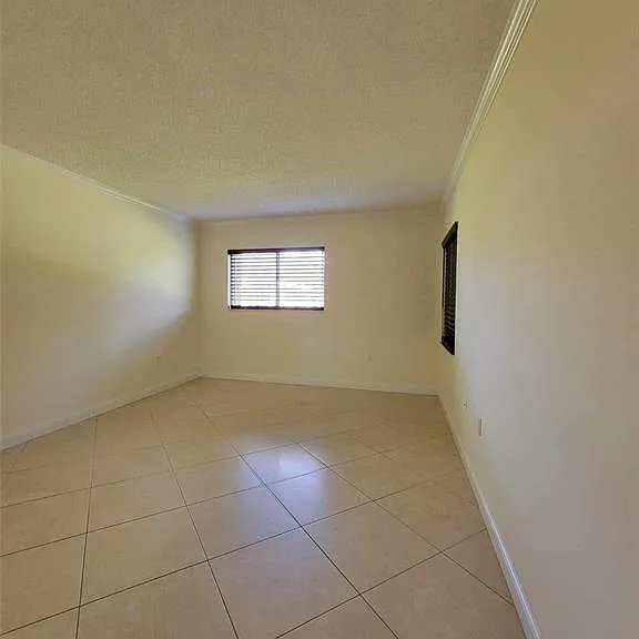 12955 SW 16th Ct — Photo 6