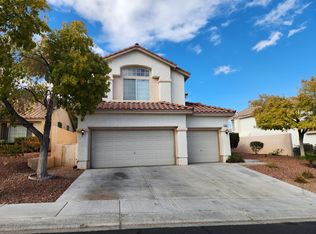 1817 Eagle Bluff Ln, Las Vegas, NV 89128
