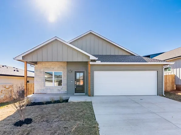 709 Wedgewood Ln, Fredericksburg, TX 78624