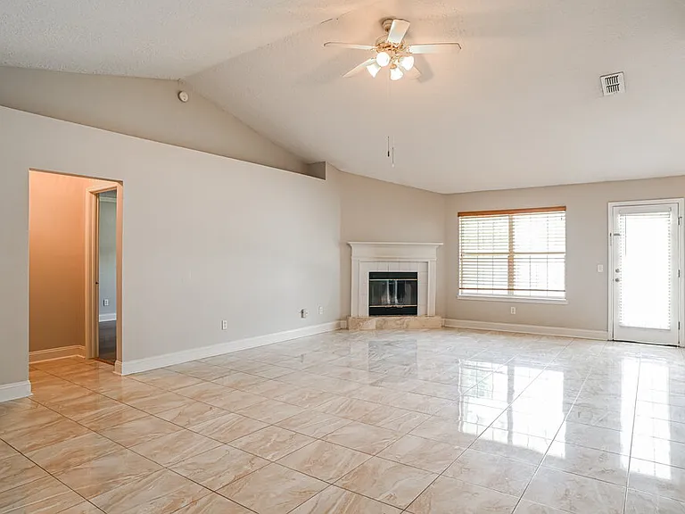 253 Carolina Jasmine Ln — Photo 3