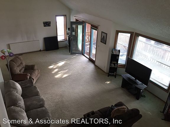 4th image of 1504 Carr Ave