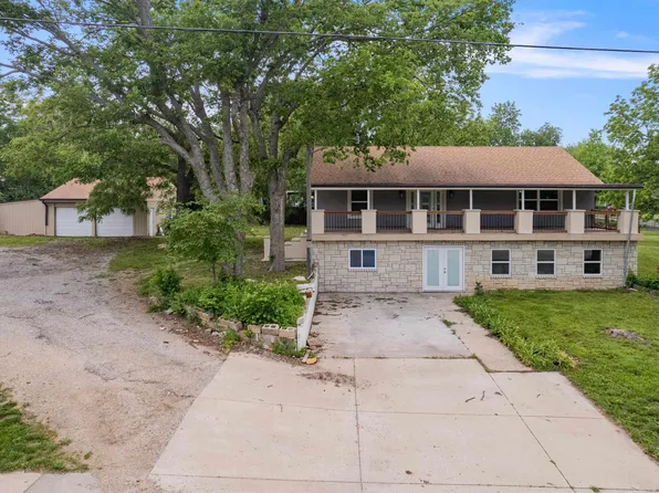 3701 SE Croco Rd, Topeka, KS 66609