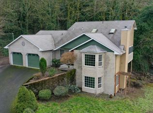 306 South Ctr, Oregon City, OR 97045