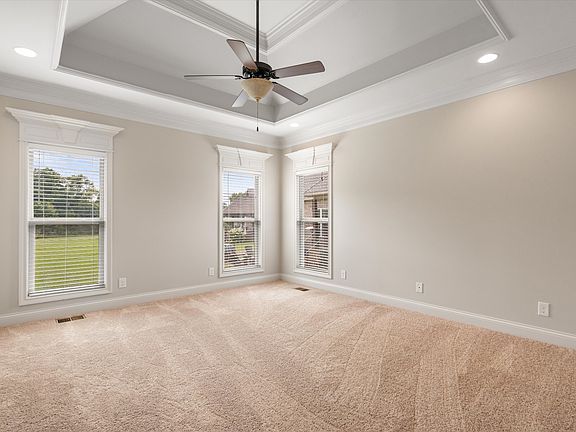 4th image of 3134 Hidden Creek Dr