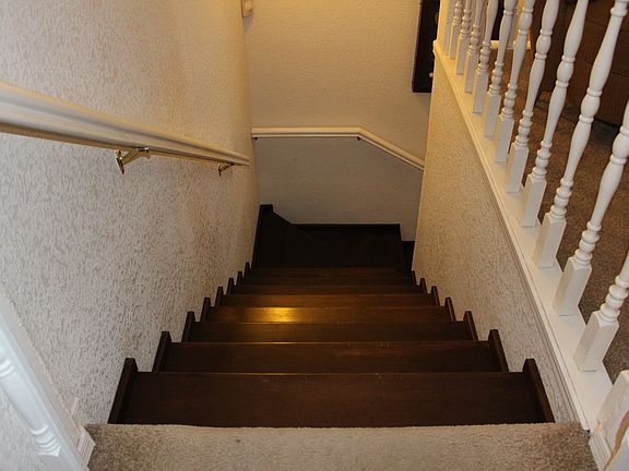 2nd image of 1247 E California St