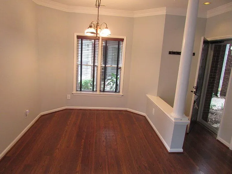 1001 Brighthurst Dr #101 — Photo 4