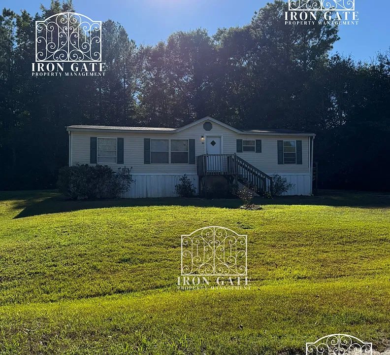 104 Hickory Forest Dr