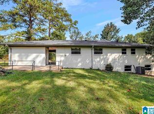 508 5th Ct, Pleasant Grove, AL 35127
