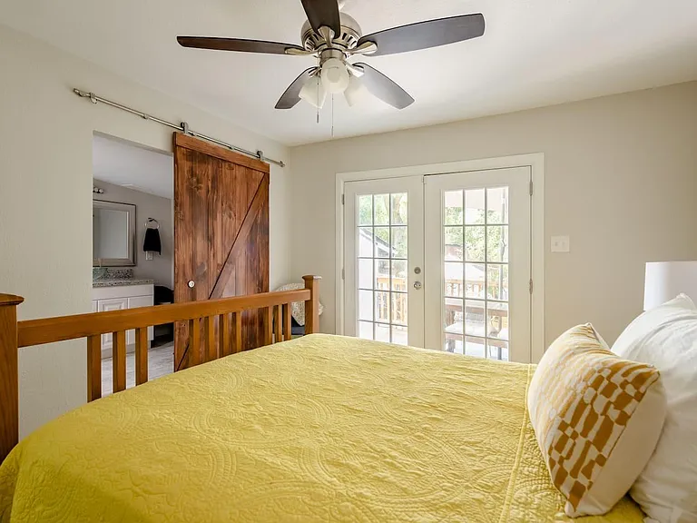 8638 San Leandro Dr — Photo 29