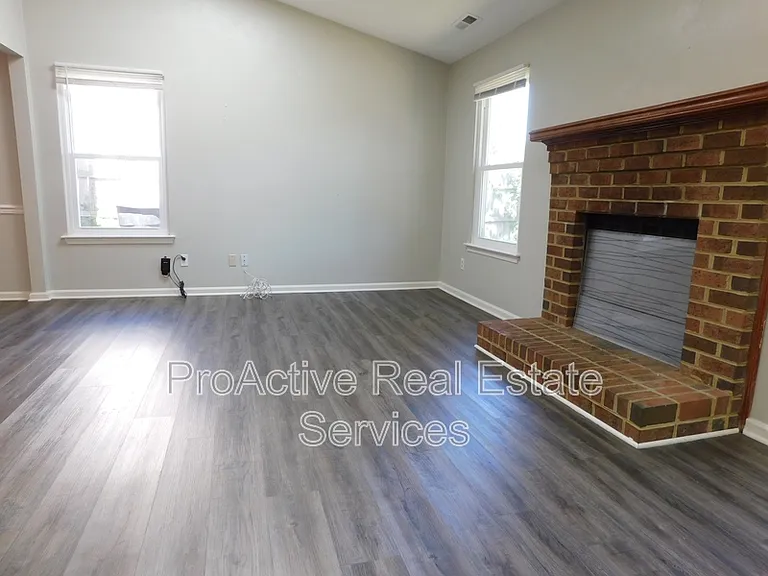 1433 Drumheller Dr — Photo 8