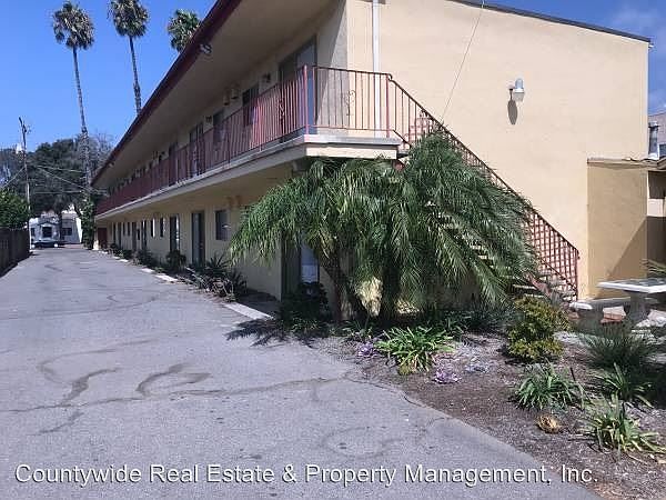 1st image of 318 G St APT 4