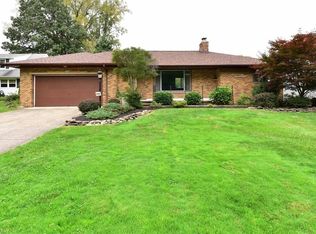 7348 Big Creek Pkwy, Middleburg Heights, OH 44130