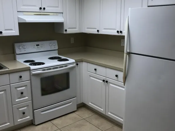 3805 S School Ave APT 2, Sarasota, FL 34239
