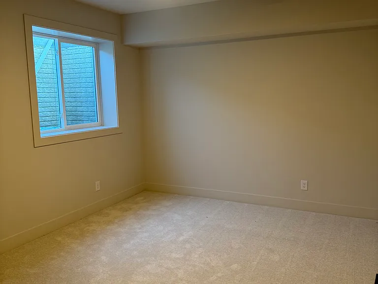 200 W Agnes Dr — Photo 17