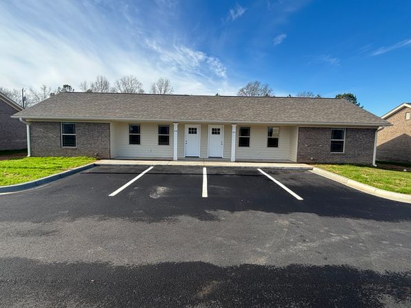 67 Middleton Blvd #A, Williamston, SC 29697