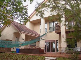 587 Rupen Dr, Lakeway, TX 78734