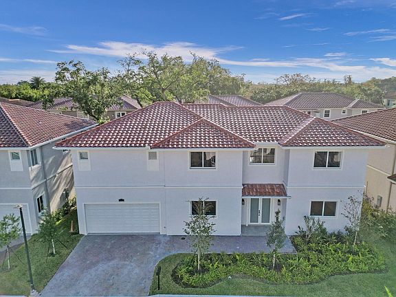 2nd image of 3538 Forest View Circle