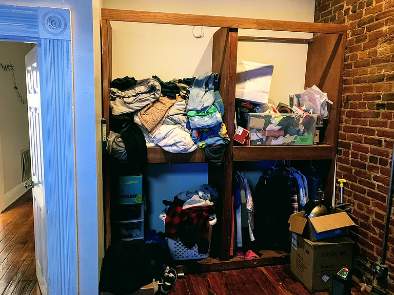Front bedroom storage