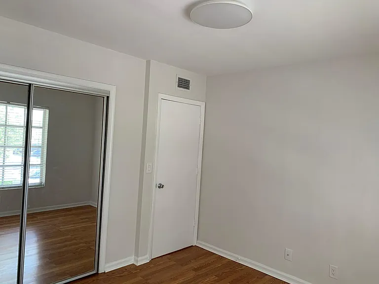 2210 NE 67th St #1221 — Photo 22