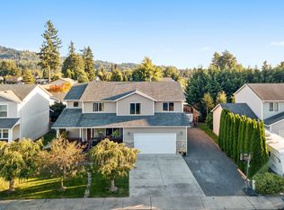 2070 Statesman Dr, Woodland, WA