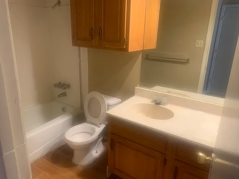 5402 S 7th St #202 — Photo 3