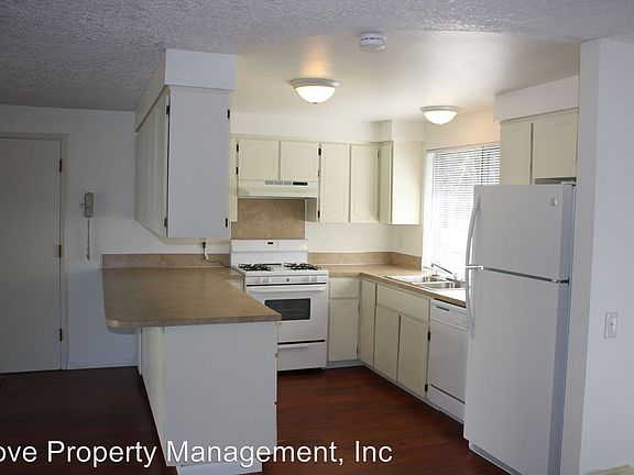 2nd image of 14808 NE 26th St
