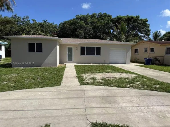 366 NE 163rd St, Miami, FL 33162