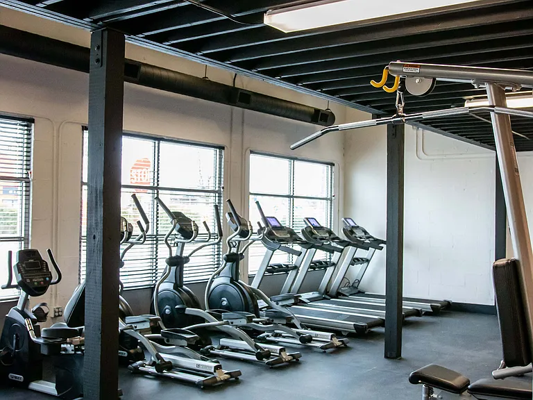 Chenman Lofts — Photo 18