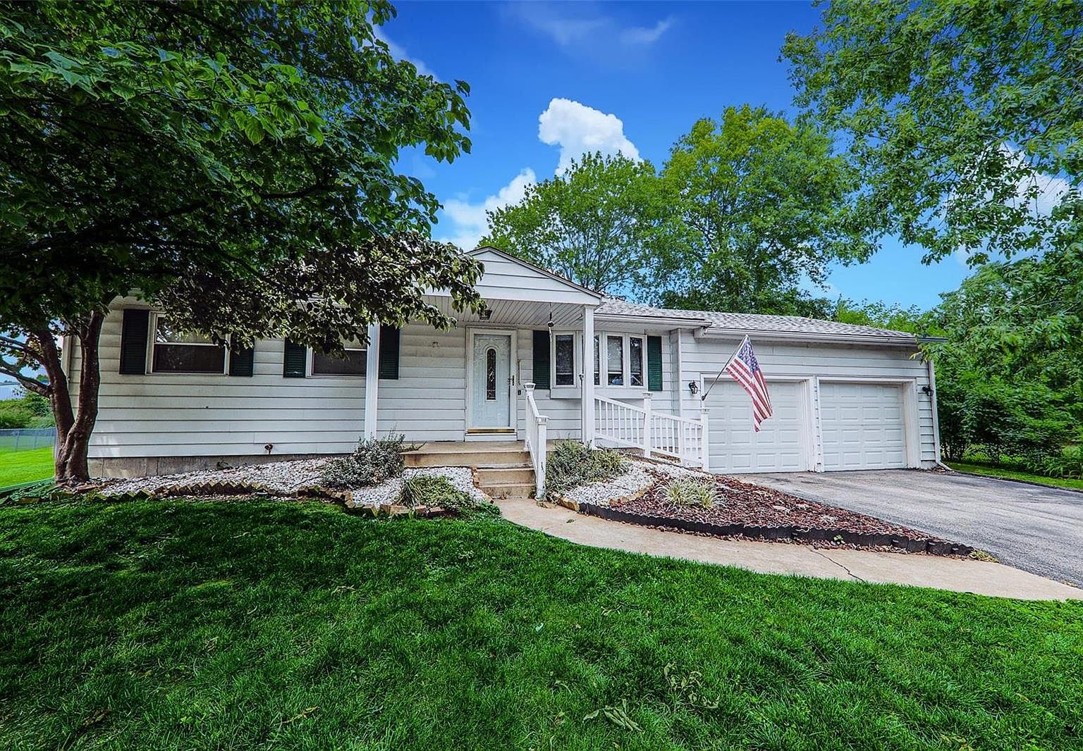 7 Sunflower Ct, Granite City, IL 62040 Zillow