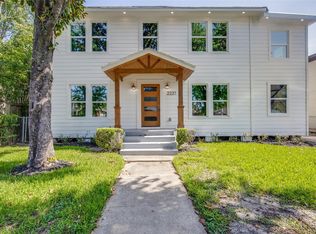 2221 Rosewood St #B, Houston, TX 77004