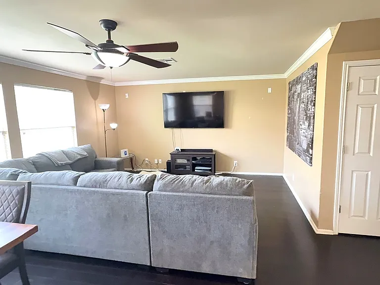 215 Bright Chase — Photo 4