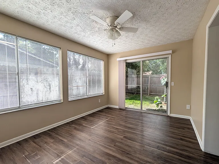 6036 Bizier Rd — Photo 19